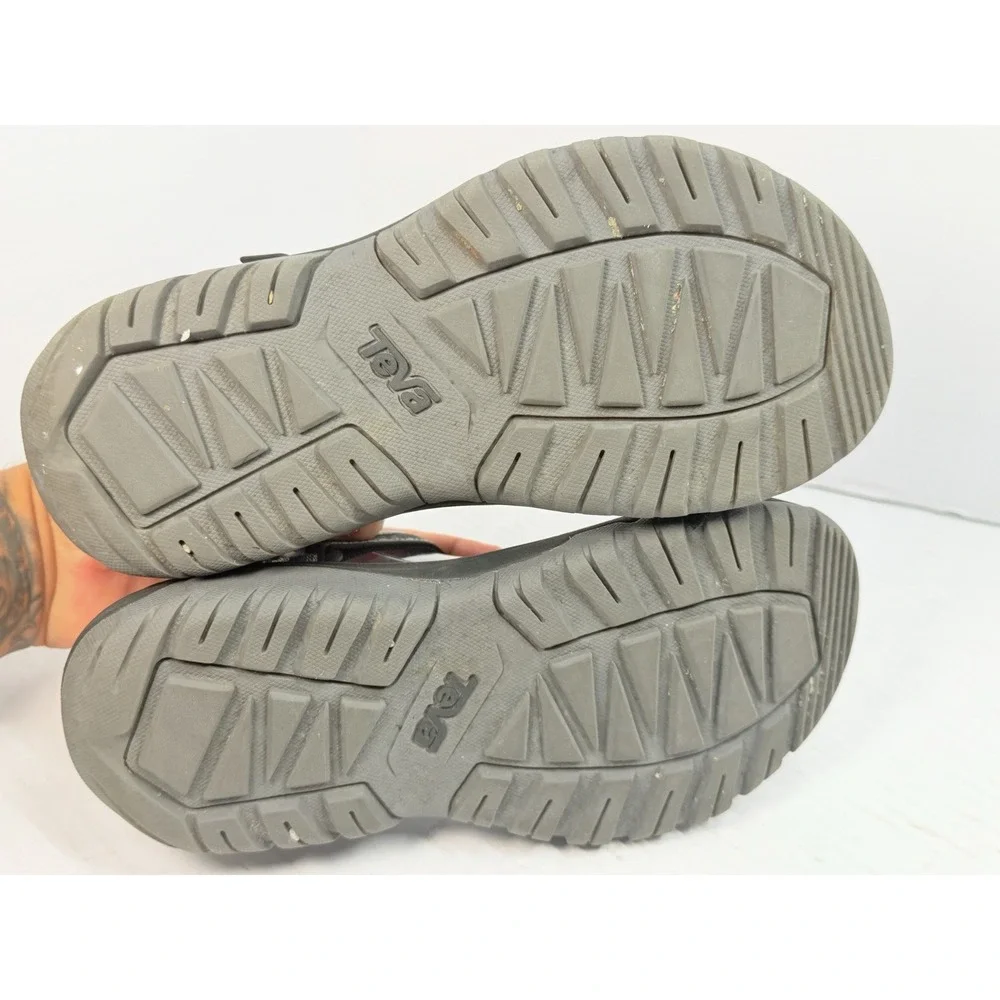 Teva Hurricane XLT2 Women's Size 8 Gray Black Strappy Hiking Sport Sandals